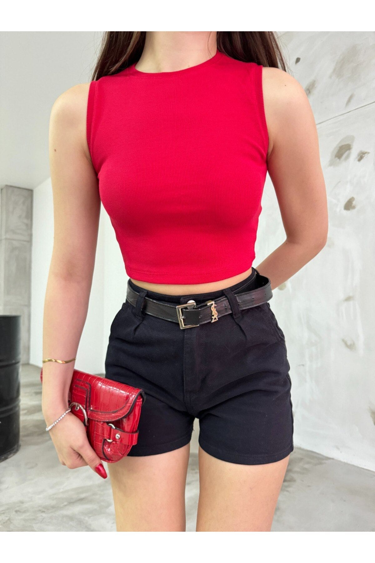 Women's Ribbed Crew Neck Sleeveless Fitted Crop Top Blouse Red - MALLTURK