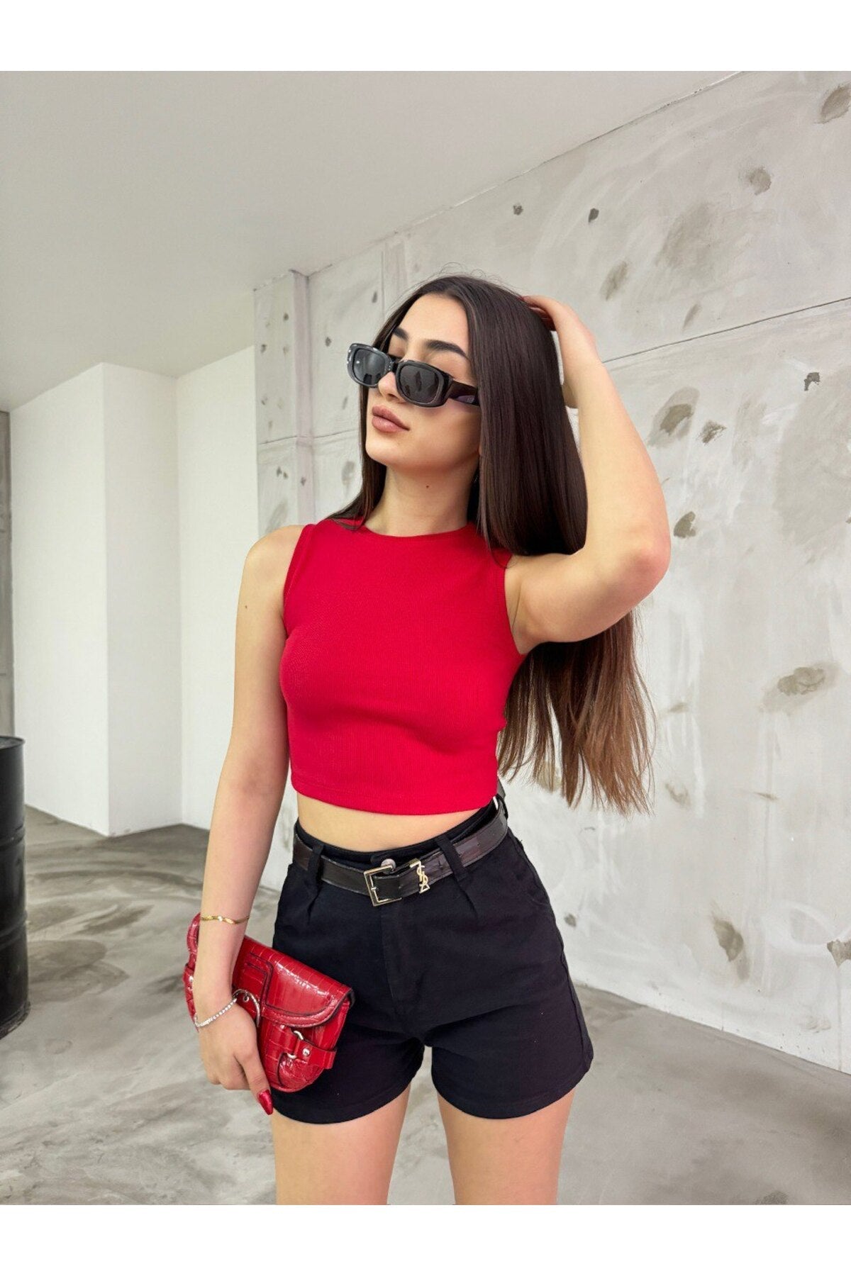 Women's Ribbed Crew Neck Sleeveless Fitted Crop Top Blouse Red - MALLTURK
