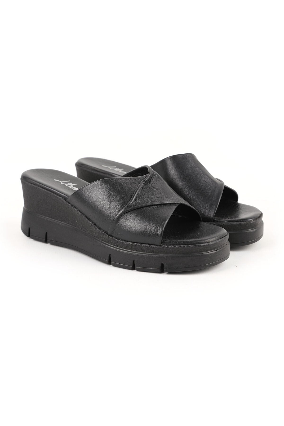 Women's Slippers Daily Genuine Leather Padded Sole Medium Heeled Anatomical Mother Shoes L060.281 - MALLTURK