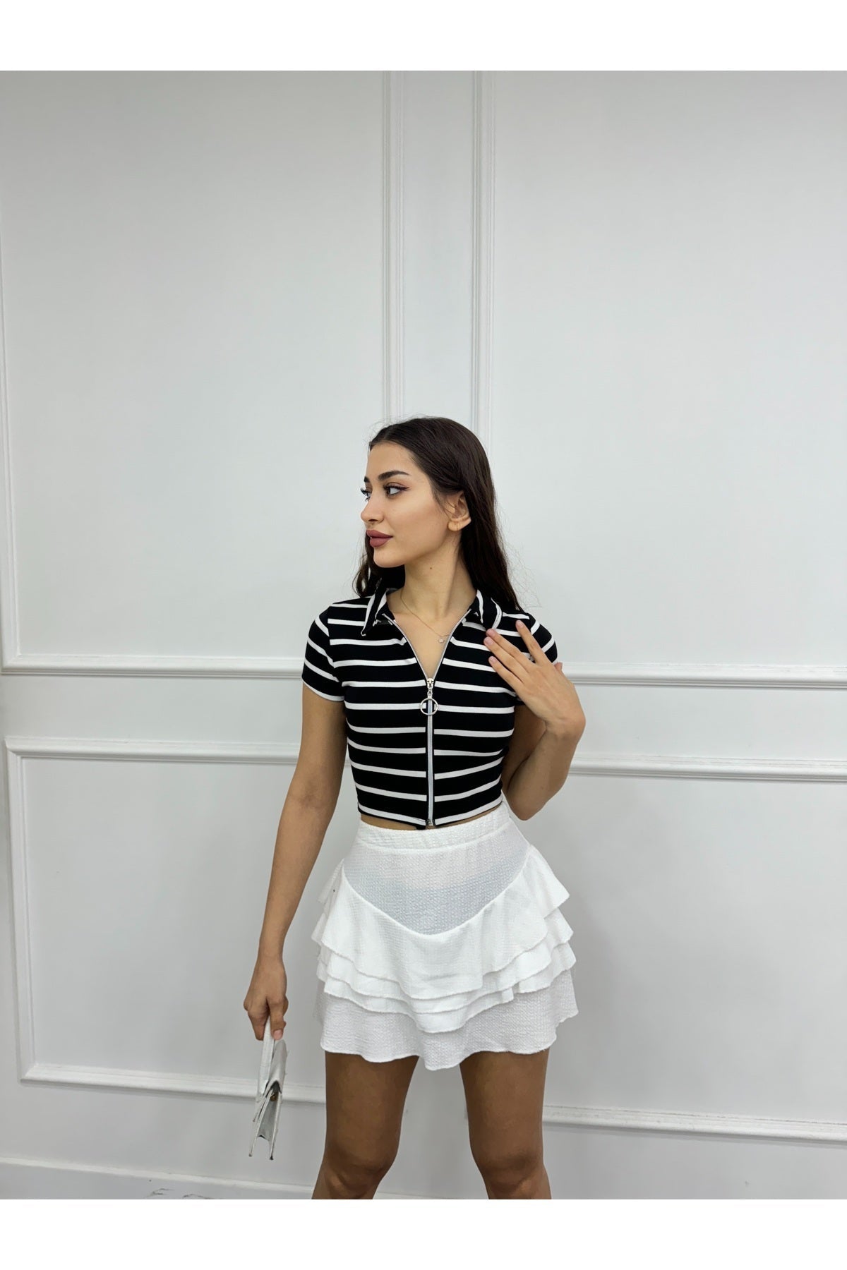 Women's Striped Crop Blouse with Zipper Detail, Black - MALLTURK