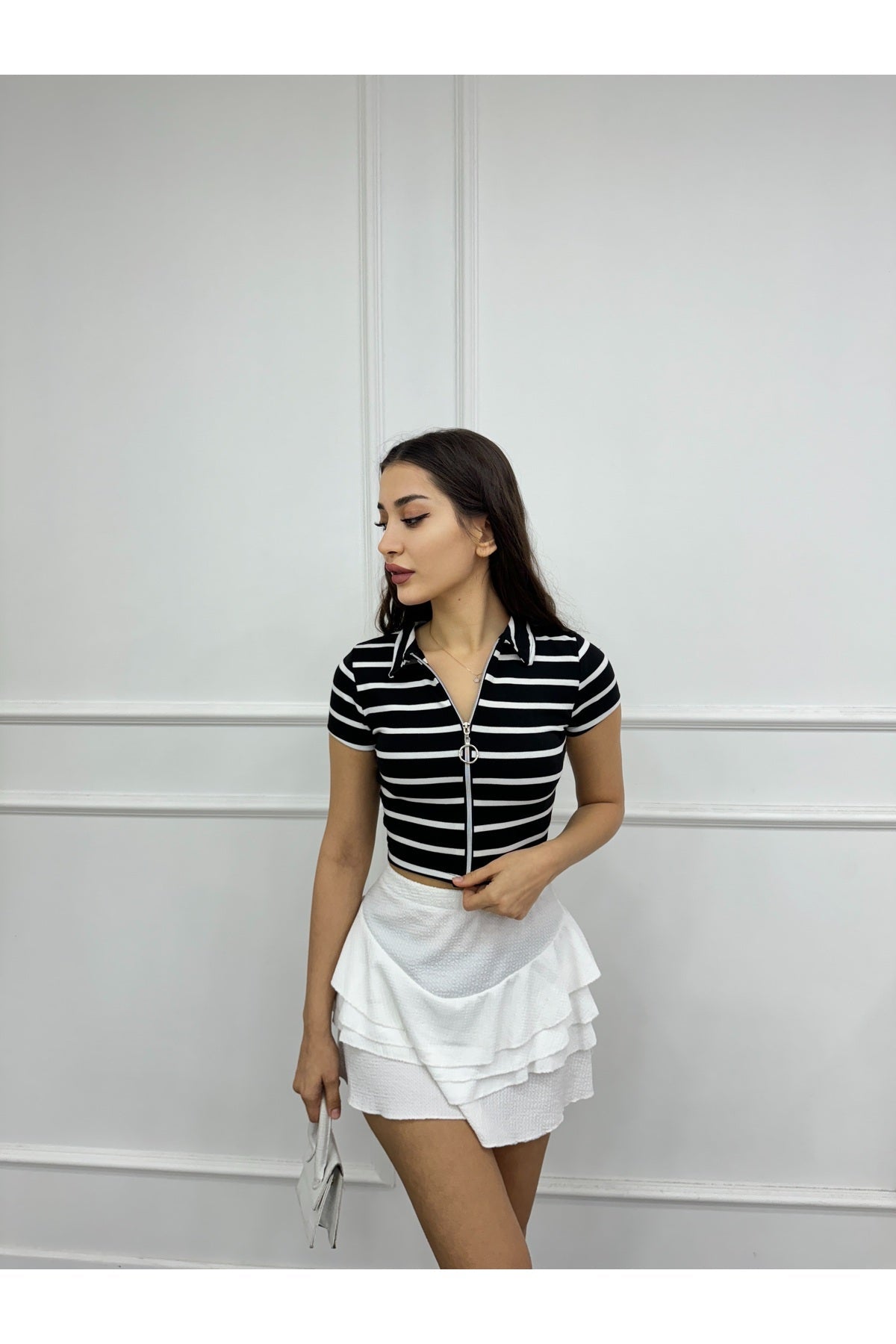 Women's Striped Crop Blouse with Zipper Detail, Black - MALLTURK