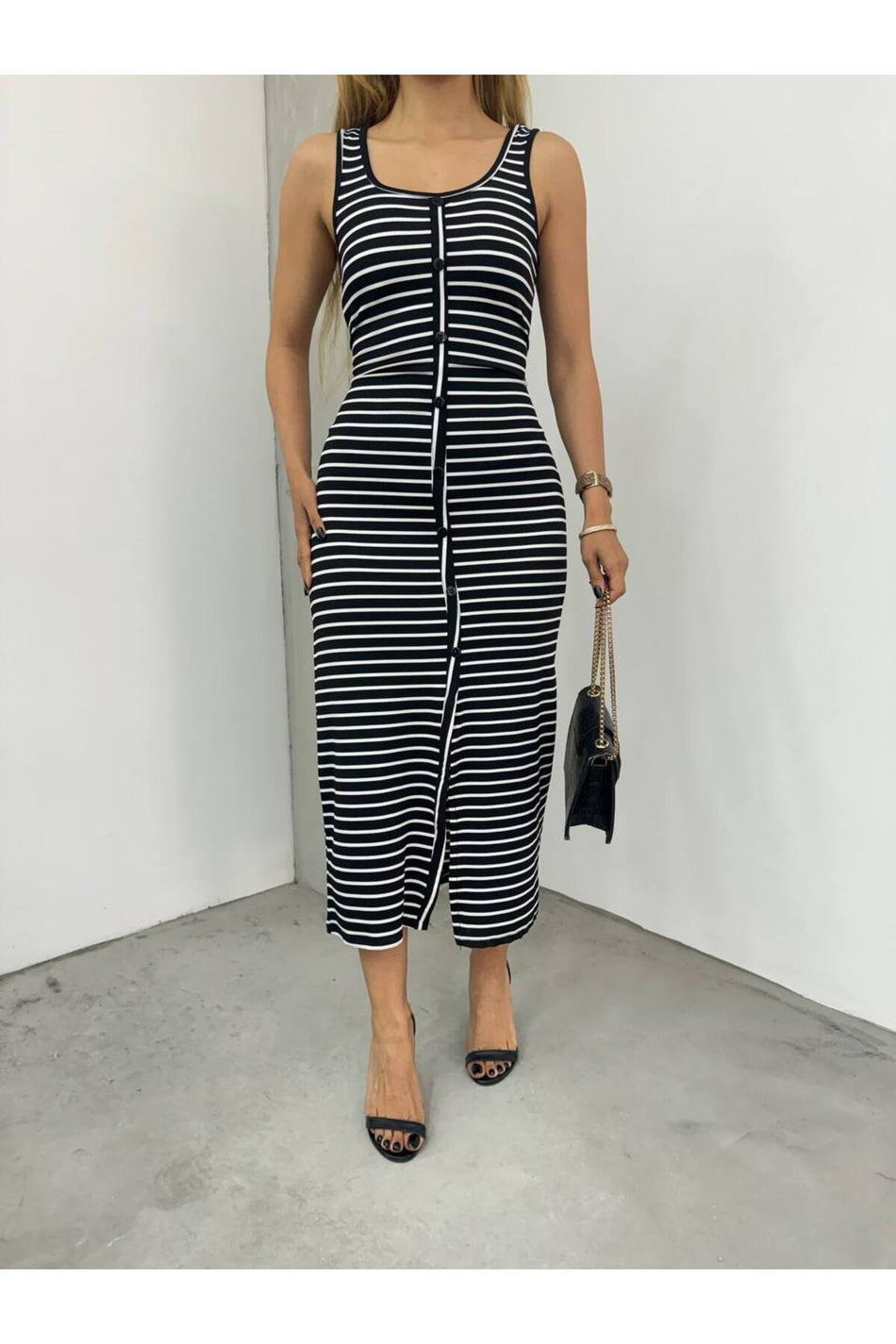 Women's Striped Sleeveless Full-Length Buttoned Crew Neck Dress, Black - MALLTURK