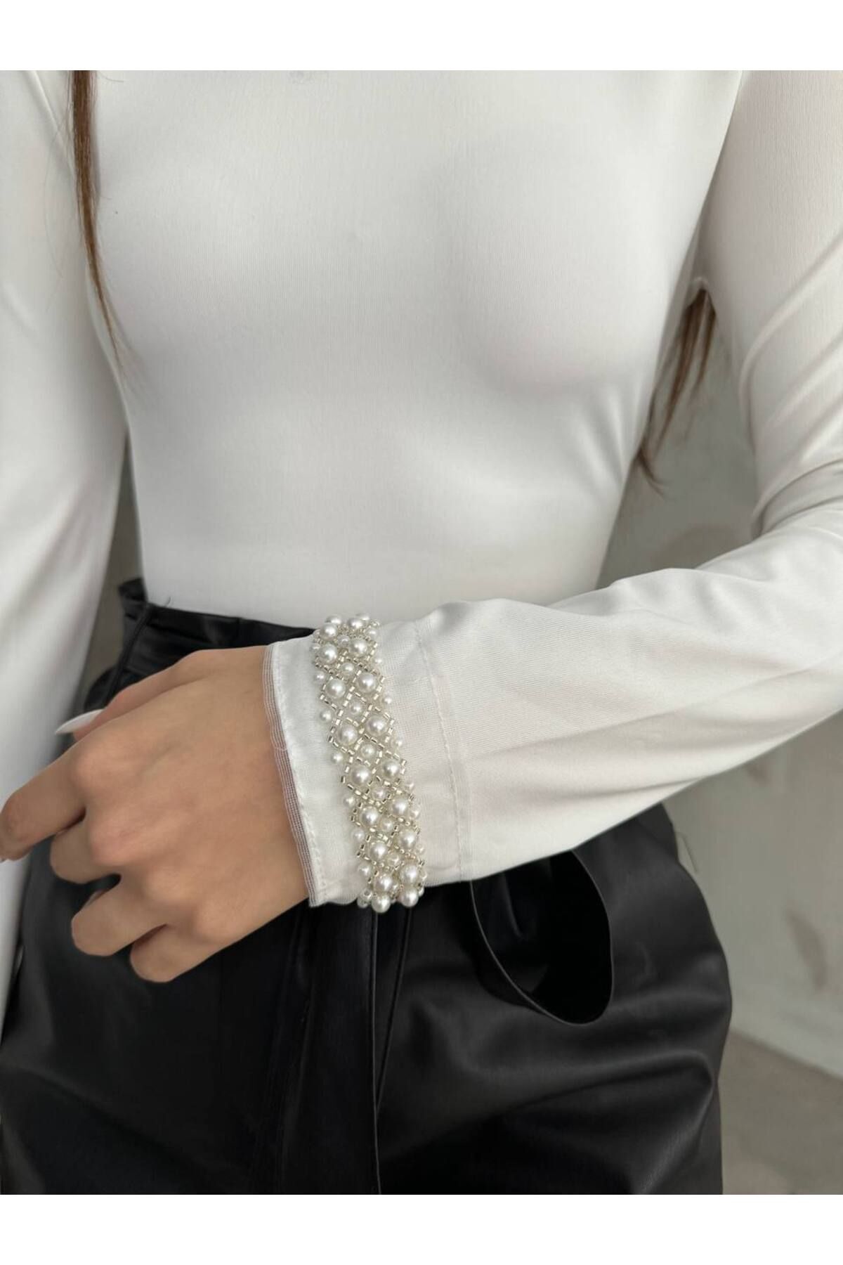 Women's White Turtleneck Blouse with Bead Details - MALLTURK