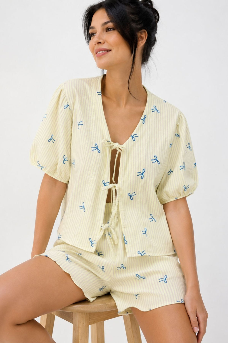 Women's Yellow Front Tie Bow Patterned Short Sleeve Shorts - Top Set - MALLTURK