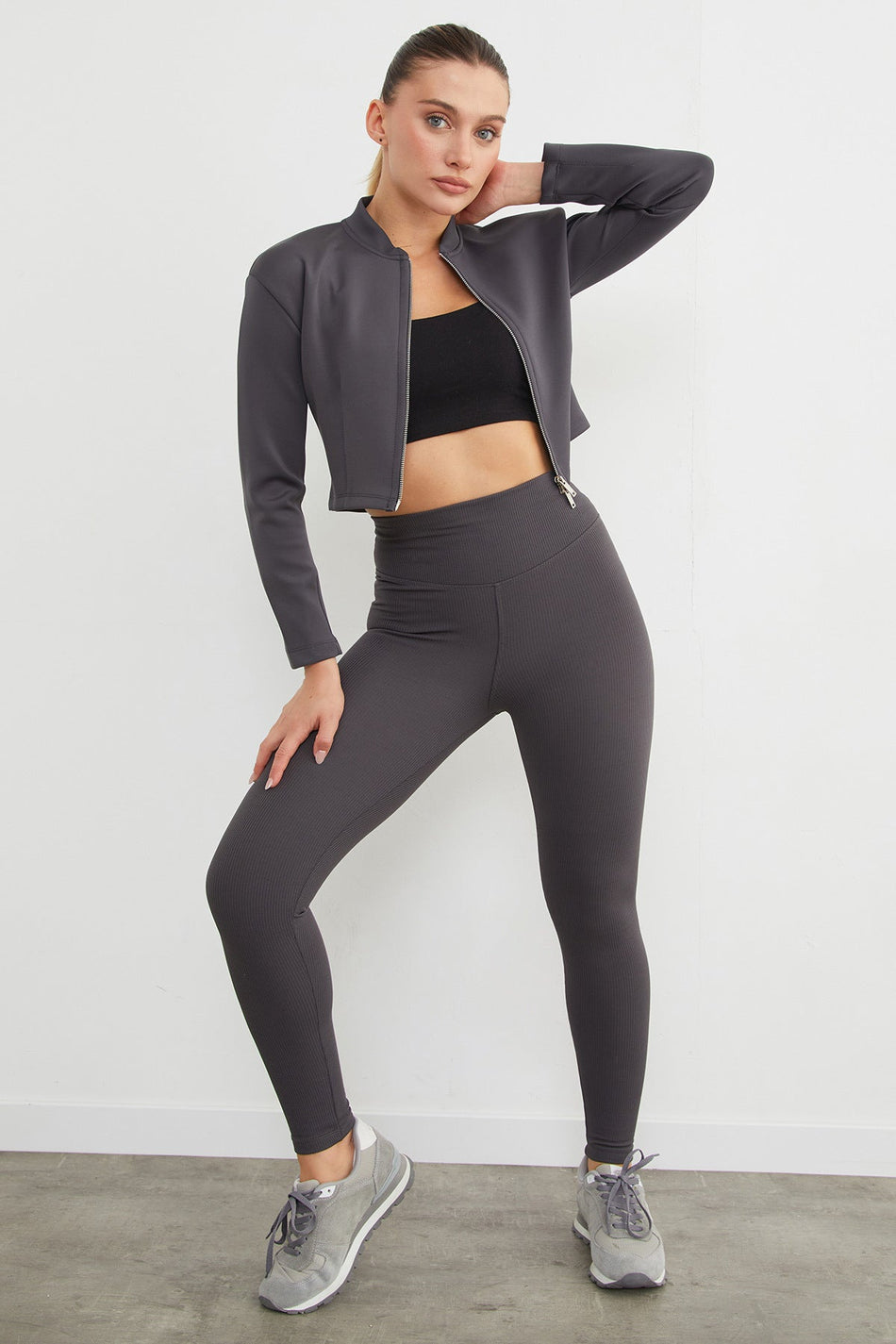 Zippered Judge Collar Crop Sports Jacket - MALLTURK